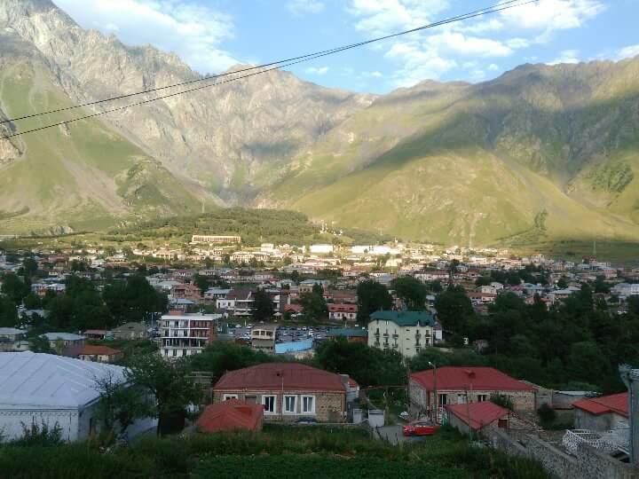 Belas guesthouse Kazbegi Eksteriør billede
